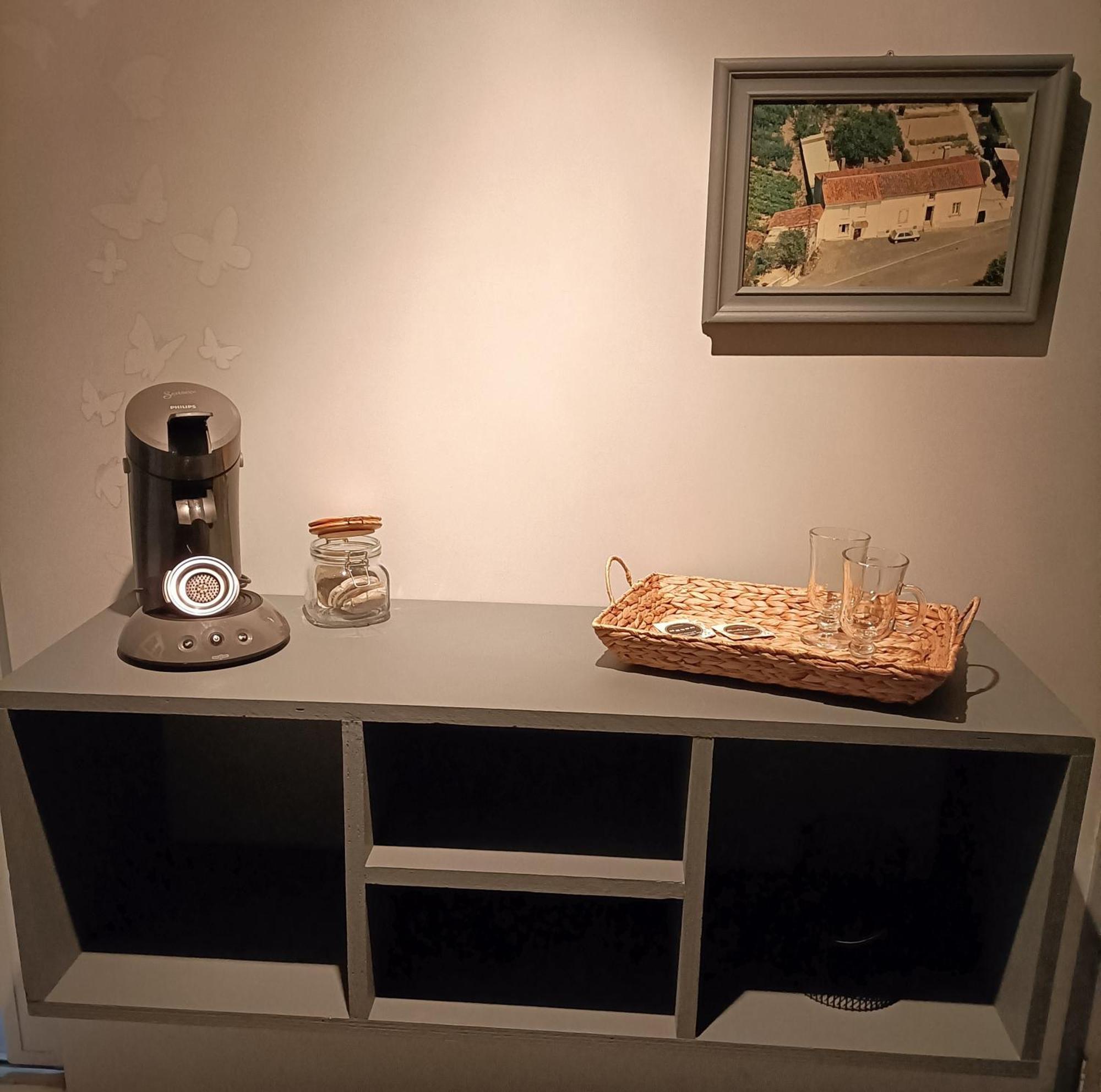 Les Bichettes Bed and Breakfast Mortagne-sur-Sevre Exteriör bild